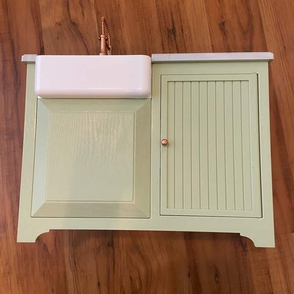 American Girl Pleasant View Farm Sink - Picture 4 of 8